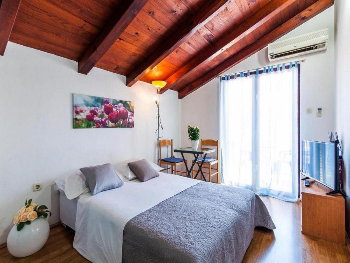 Apartament Angelo's
